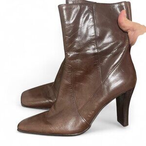 Nine West Vintage slightly above ankle boots with a heel and pointed toe